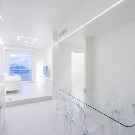 Terrazza Colombo - White And Gold Apartment *