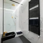 Terrazza Colombo - White And Gold 热那亚
