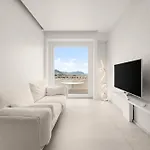 Terrazza Colombo - White And Gold דירה
