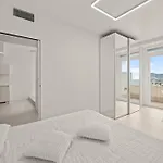 Terrazza Colombo - White And Gold דירה *