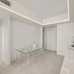 דירה Terrazza Colombo - White And Gold ג'נובה