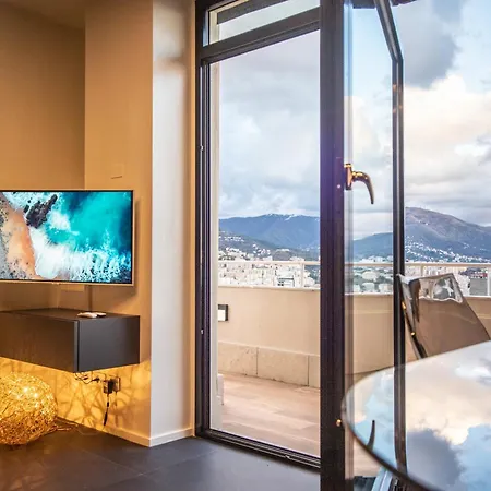 Terrazza Colombo - White And Gold Genua