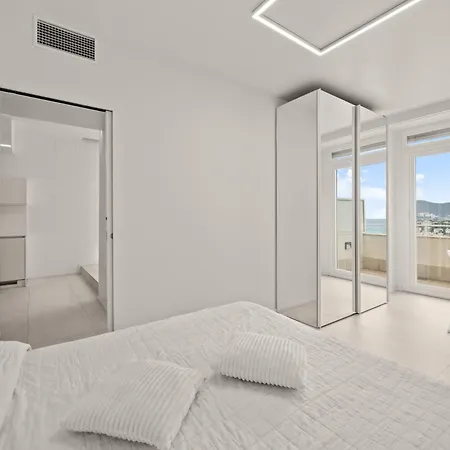 Terrazza Colombo - White And Gold شقة *