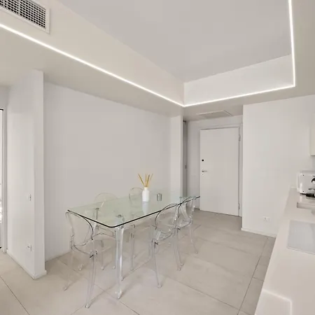 شقة Terrazza Colombo - White And Gold جنوة